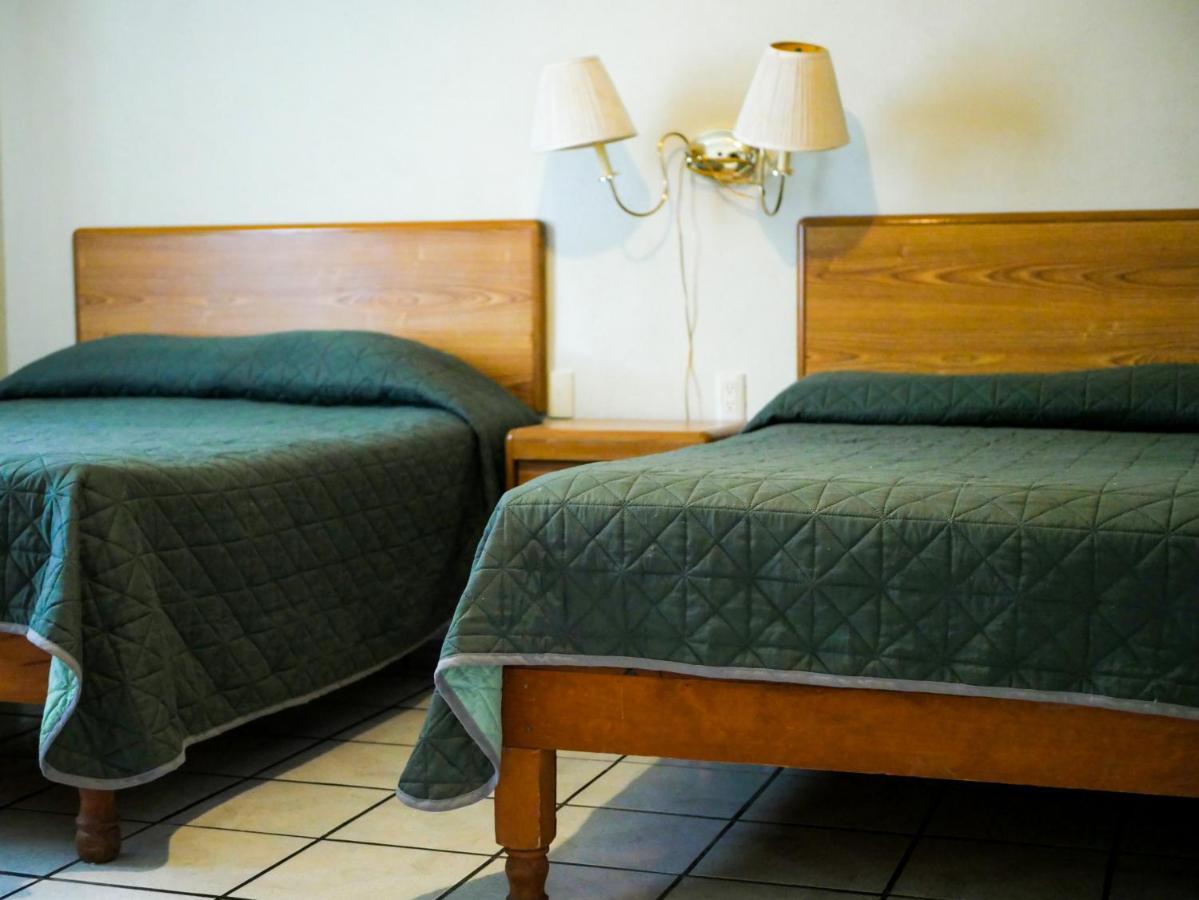 Hotel La Huerta Río Verde 外观 照片